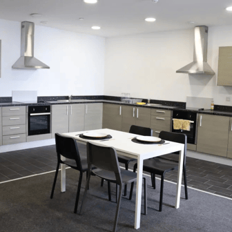 7 Bedroom Apartment - Image 2